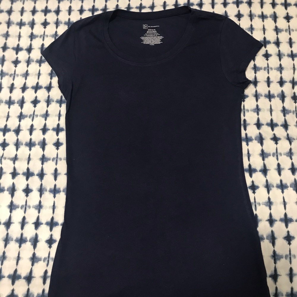 Women’s navy blue tee size small